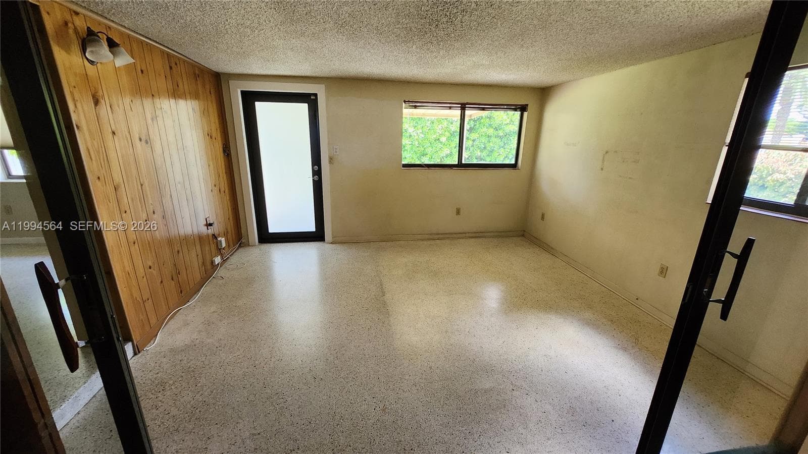 6241 NW 110th St, Hialeah FL 33012 — 6