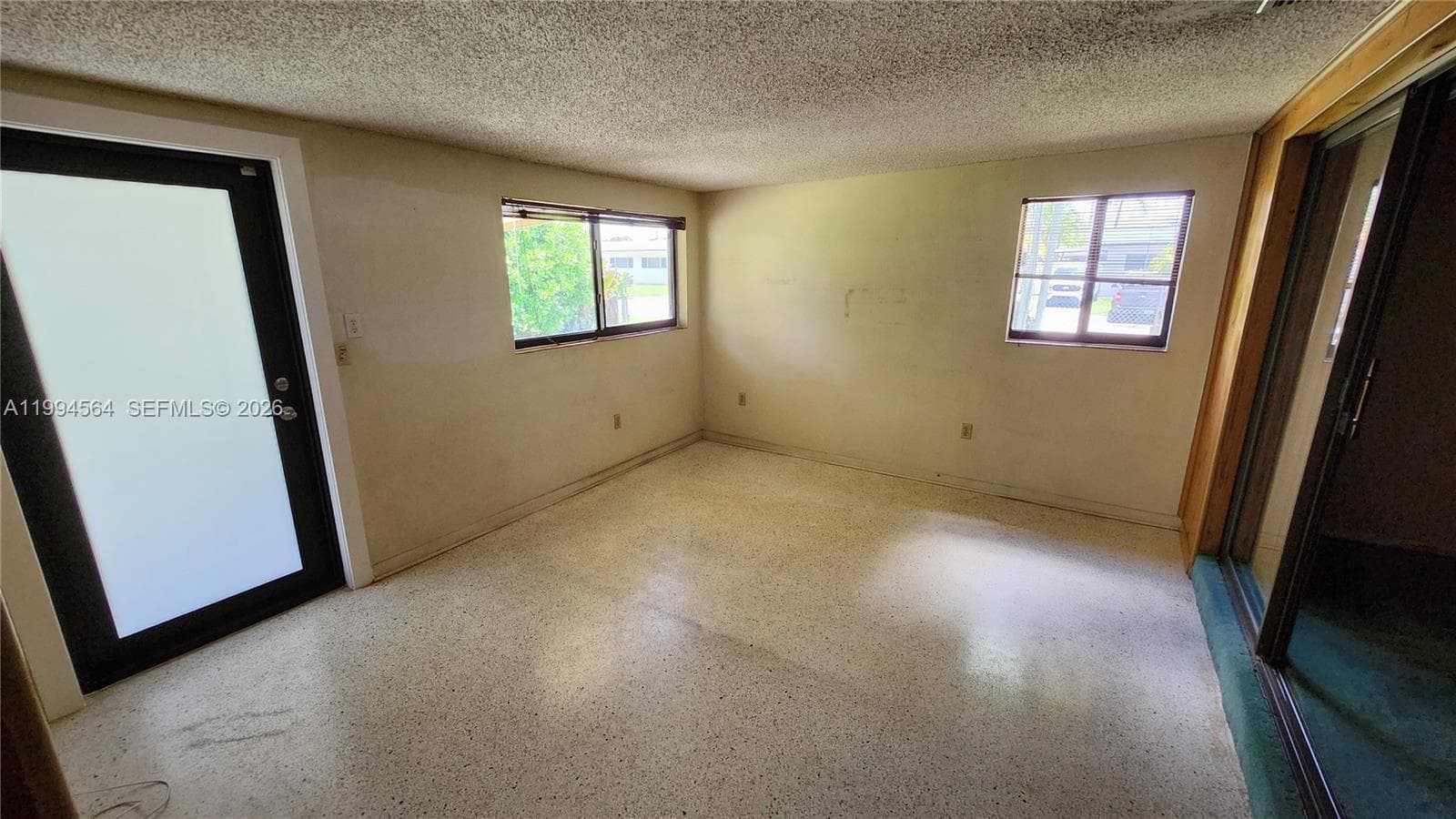 6241 NW 110th St, Hialeah FL 33012 — 7