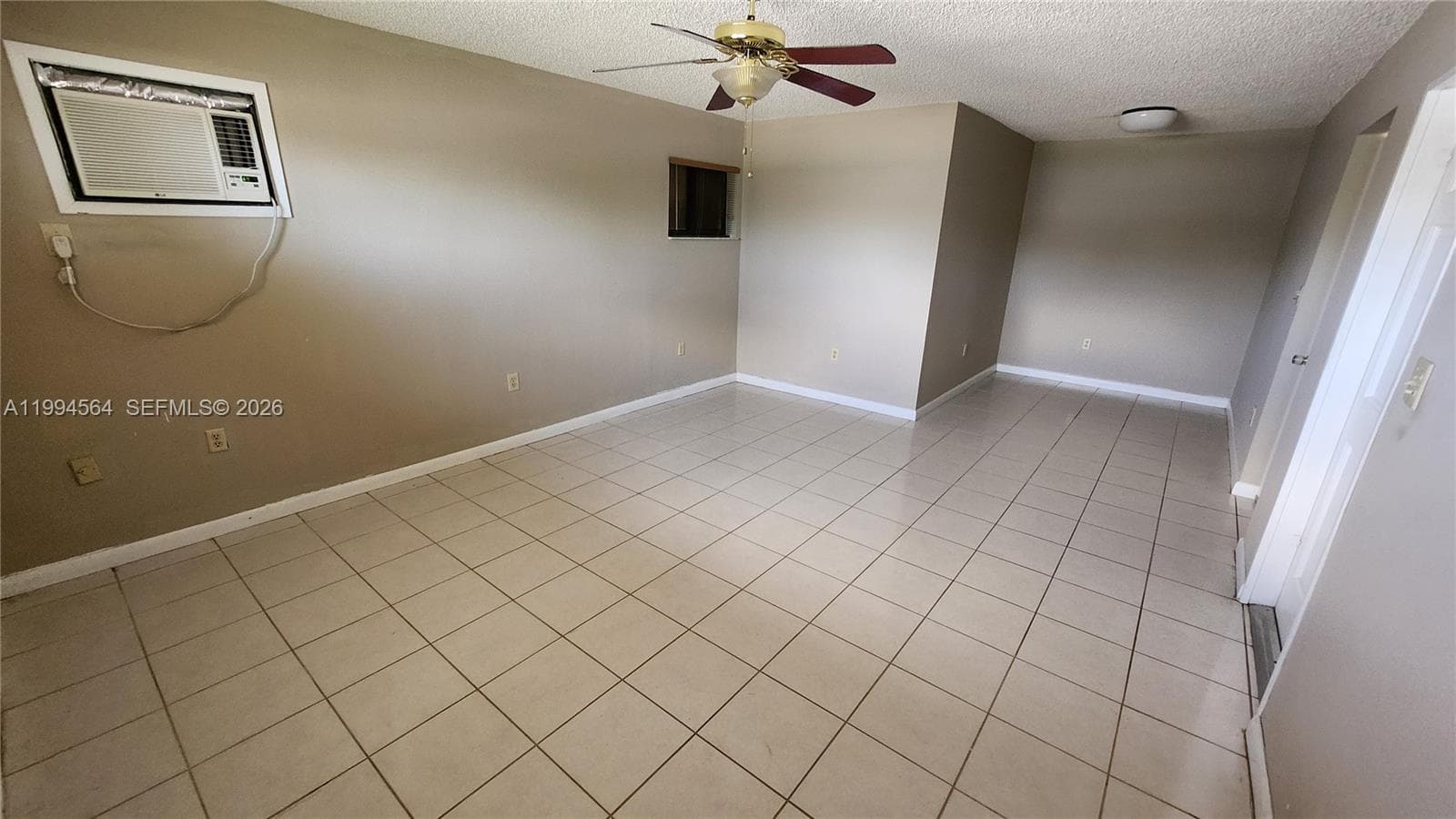 6241 NW 110th St, Hialeah FL 33012 — 15