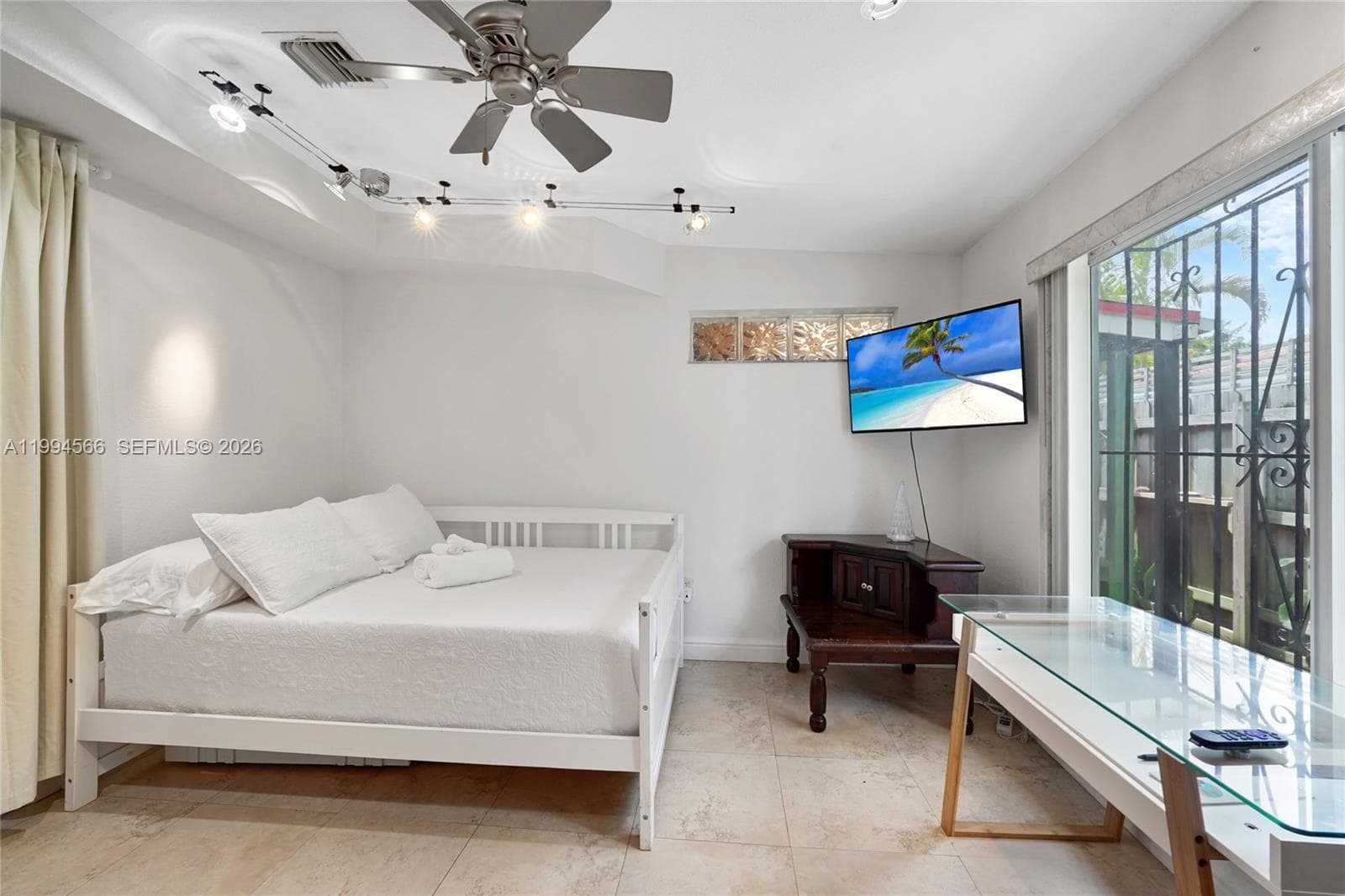 2834 SW 33rd Ave, Miami FL 33133 — 14