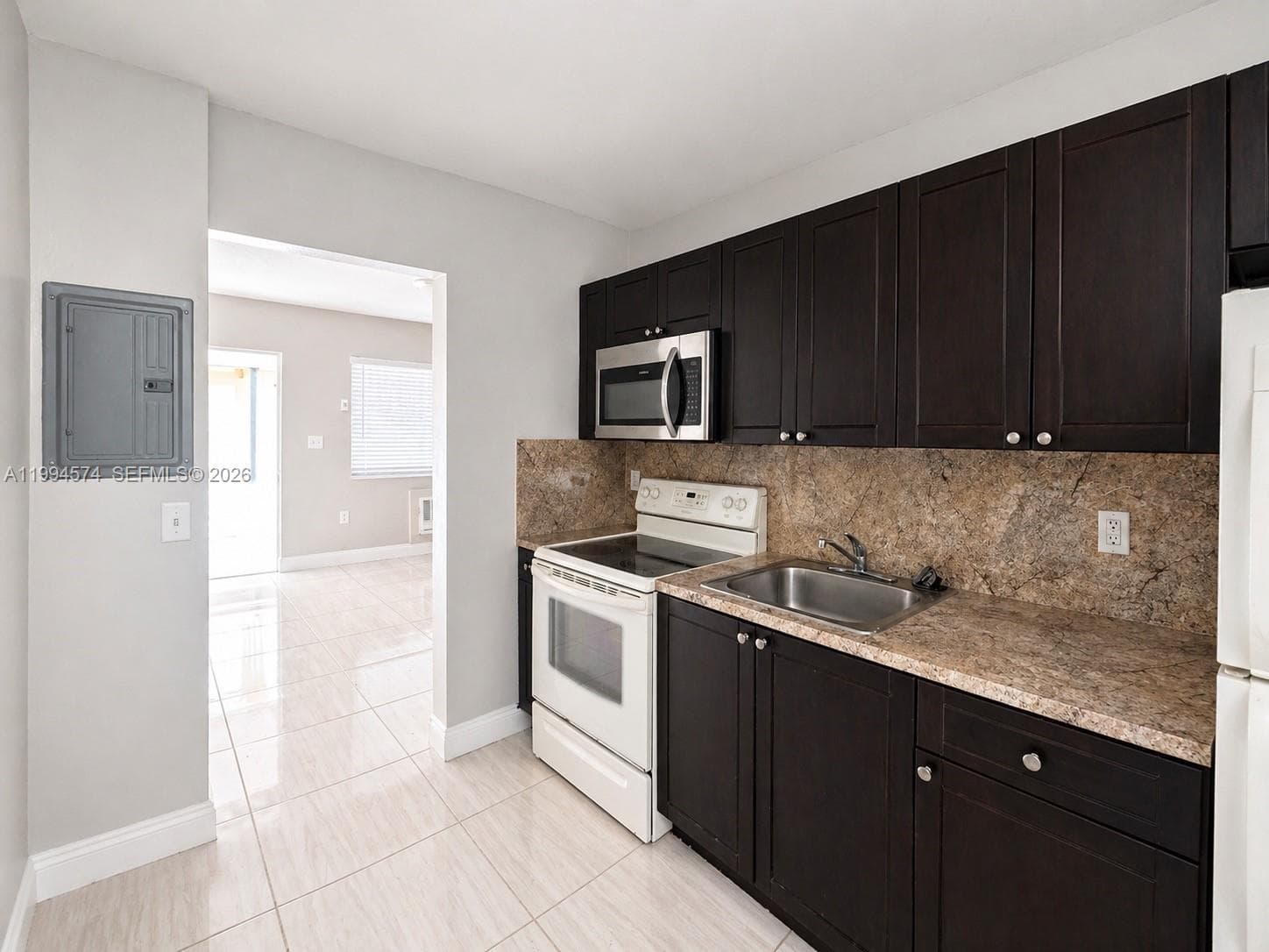 1920 Washington Ave # 3, Opa-Locka FL 33054 — 5
