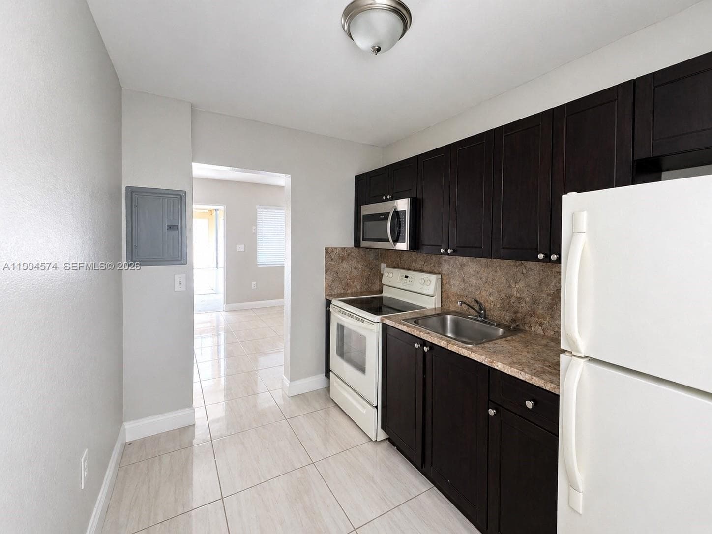 1920 Washington Ave # 3, Opa-Locka FL 33054 — 4