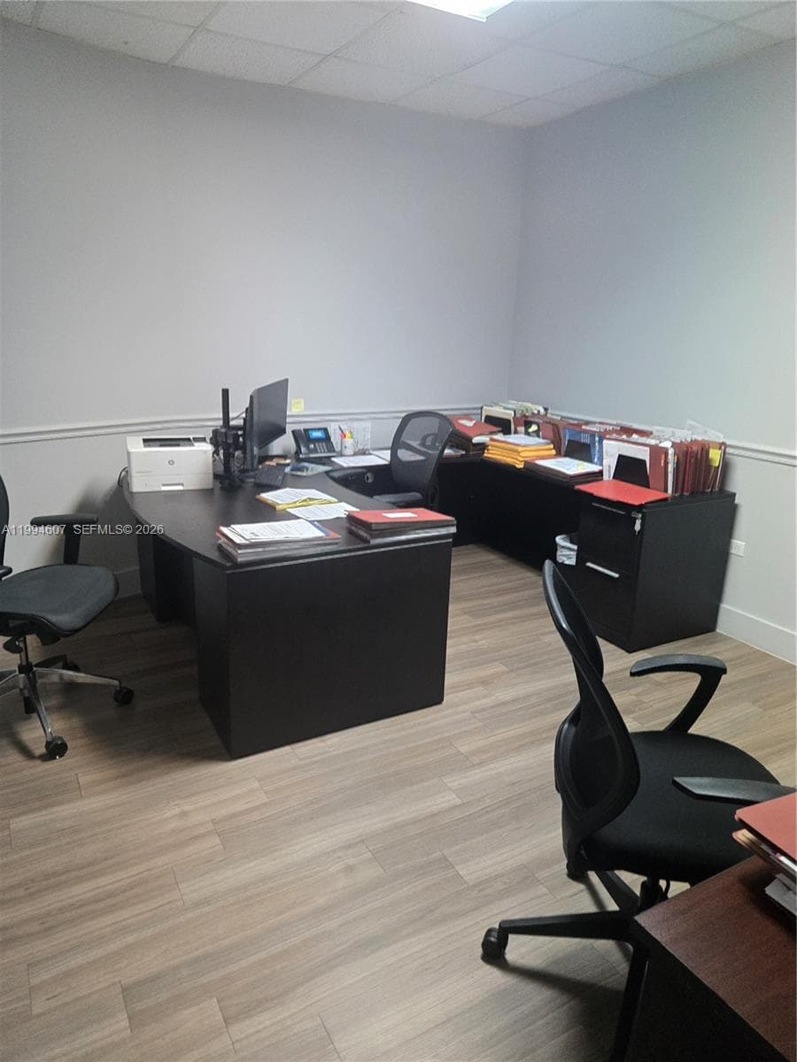 909 N Miami Beach Blvd # 202, North Miami Beach FL 33162 — 2