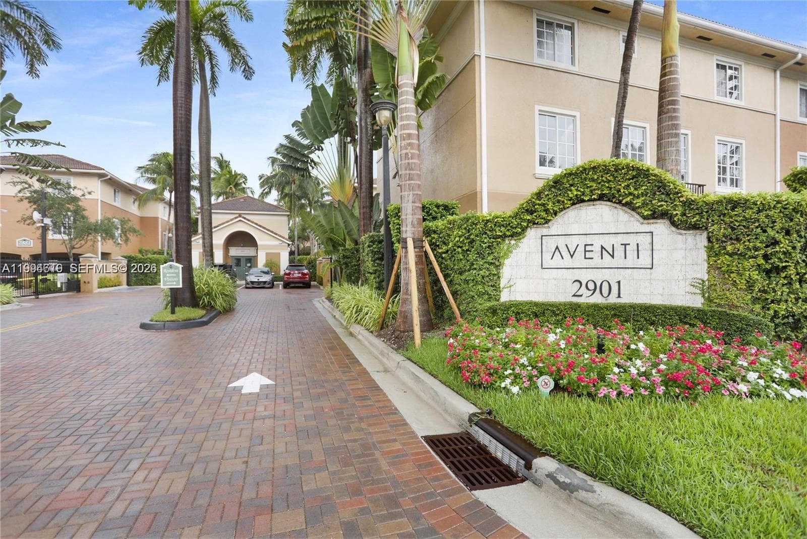 Aventi At Aventura Condo, Aventura, FL — 1