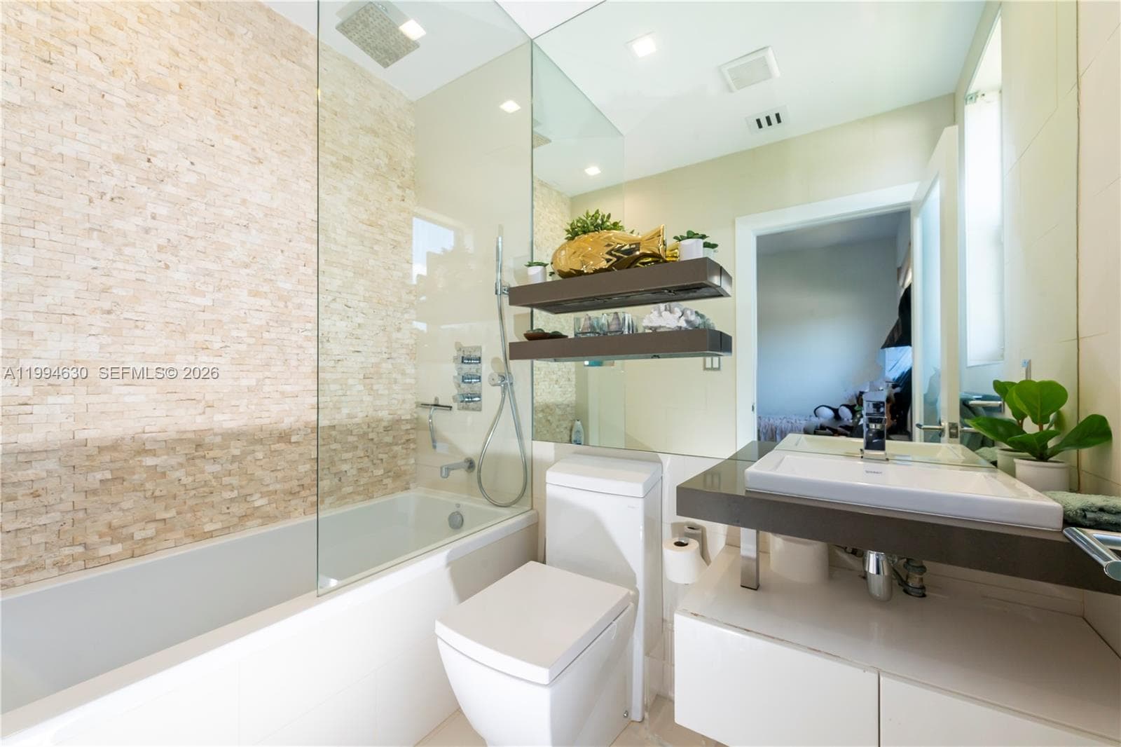 361 Jefferson Ave # 3, Miami Beach FL 33139 — 13