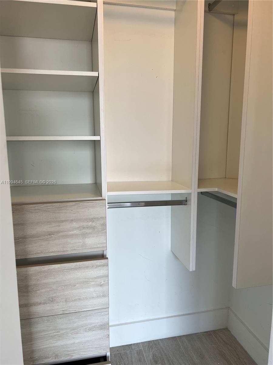 121 NE 34th St # 1207, Miami FL 33137 — 3