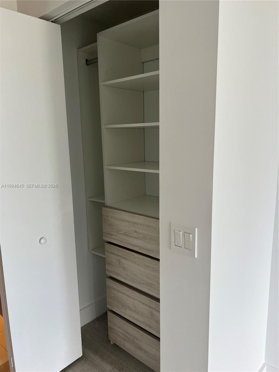121 NE 34th St # 1207, Miami FL 33137 — 37