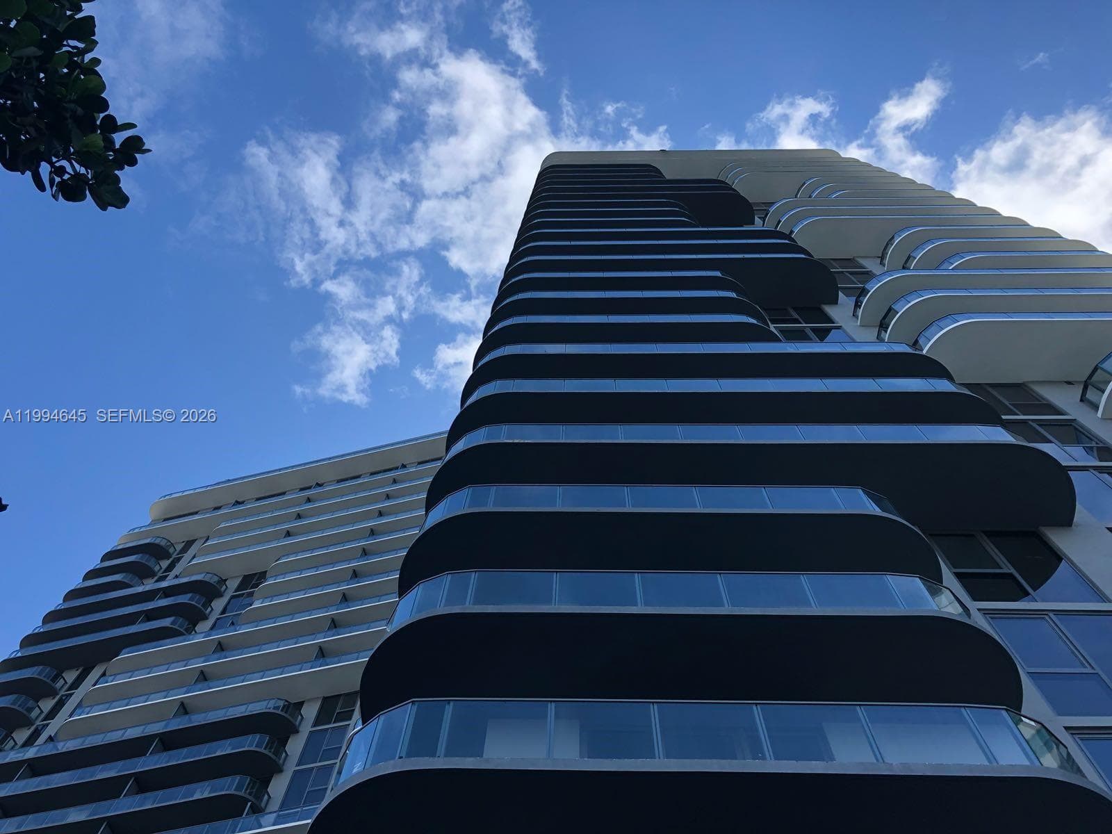 121 NE 34th St # 1207, Miami FL 33137 — 19