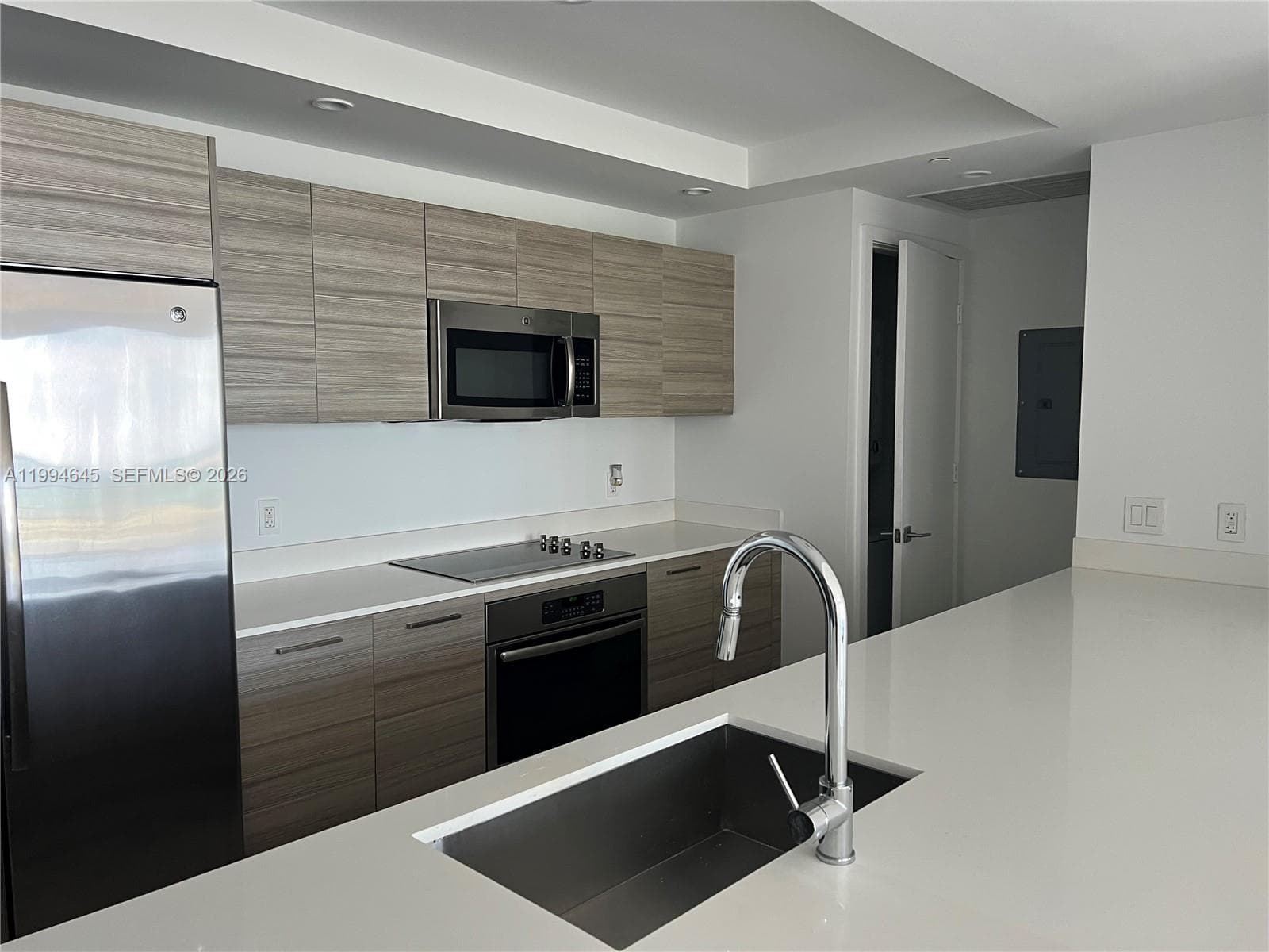121 NE 34th St # 1207, Miami FL 33137 — 35