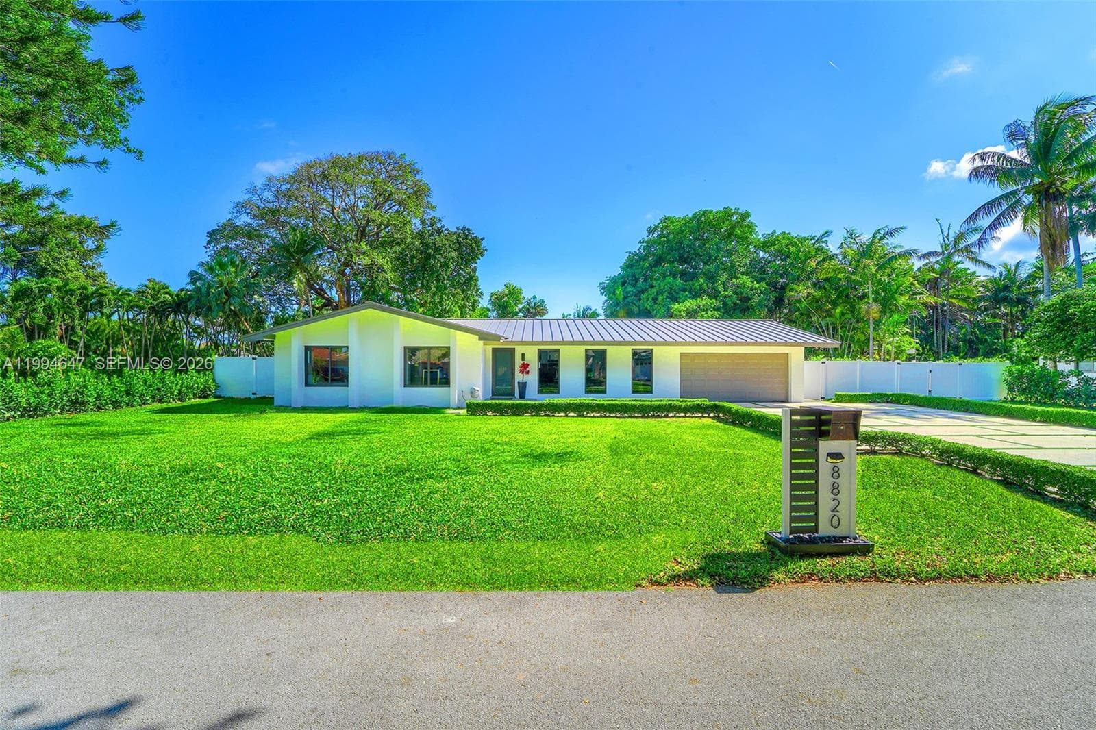 8820 SW 182nd Ter, Palmetto Bay FL 33157 — 2