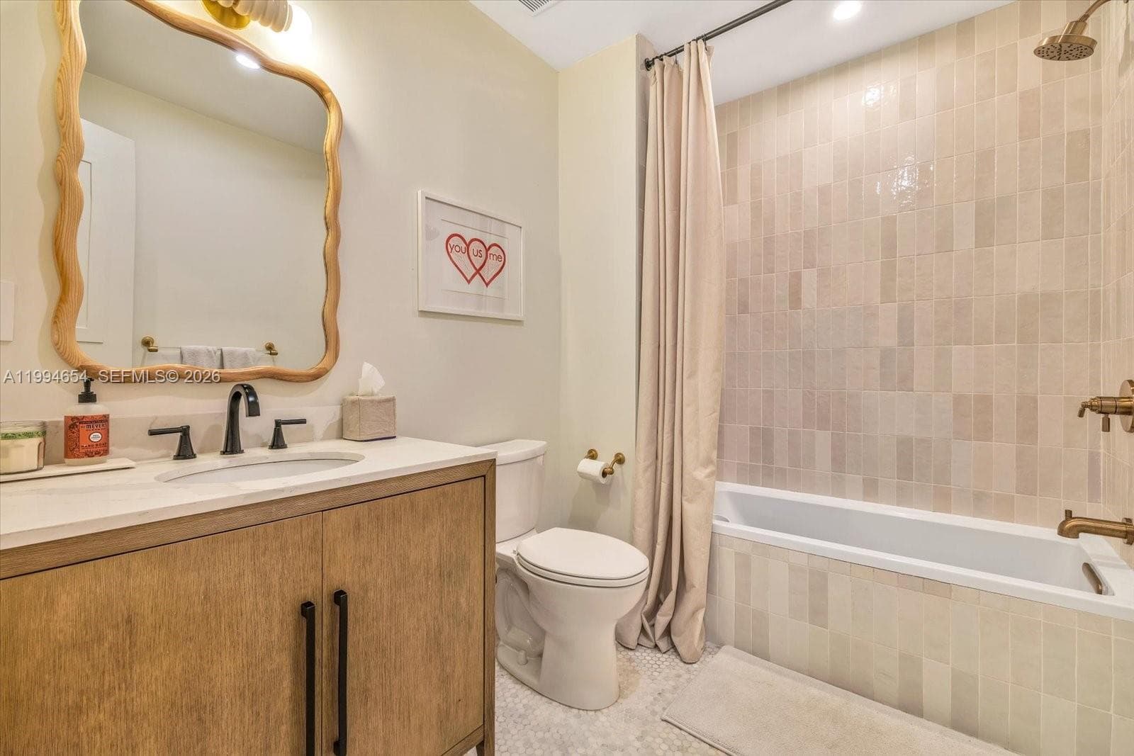 5943 SW 65th Ave, South Miami FL 33143 — 17