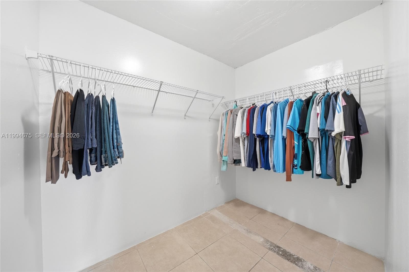 9375 Fontainebleau Blvd # L301, Miami FL 33172 — 12