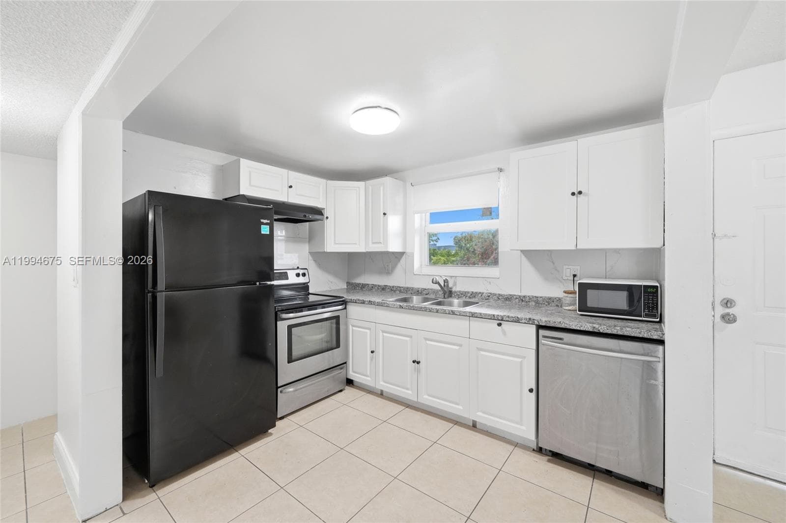 9375 Fontainebleau Blvd # L301, Miami FL 33172 — 7
