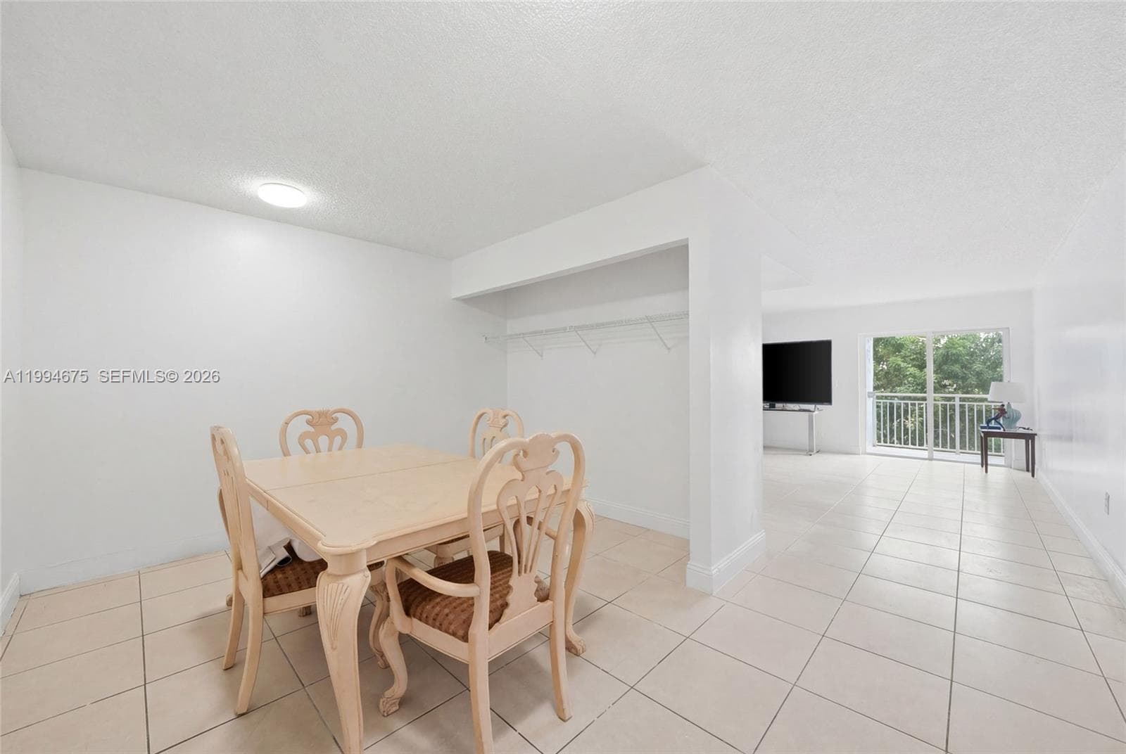 9375 Fontainebleau Blvd # L301, Miami FL 33172 — 5