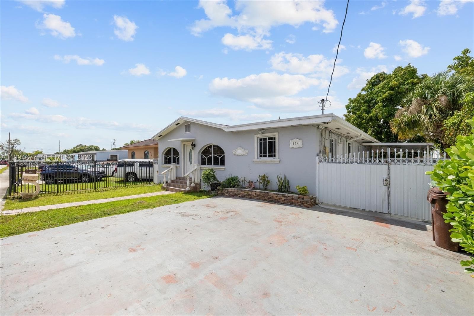 674 W 23rd St, Hialeah FL 33010 — 34