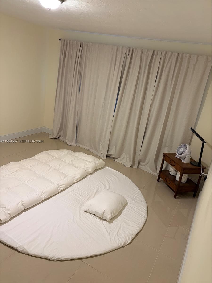 1631 NE 114th St # 305, North Miami FL 33181 — 19
