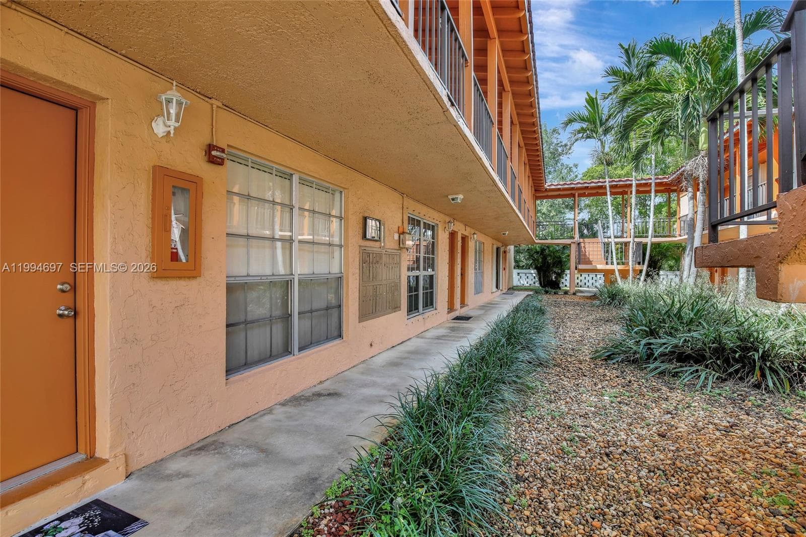 7241 Miami Lakes Dr # D14, Miami Lakes FL 33014 — 2