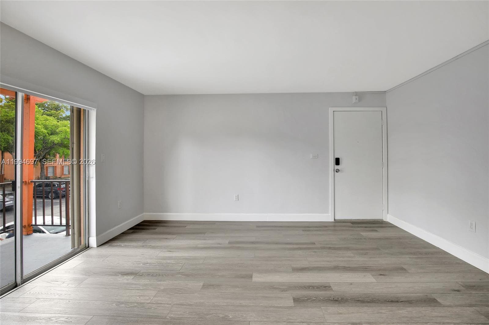 7241 Miami Lakes Dr # D14, Miami Lakes FL 33014 — 12