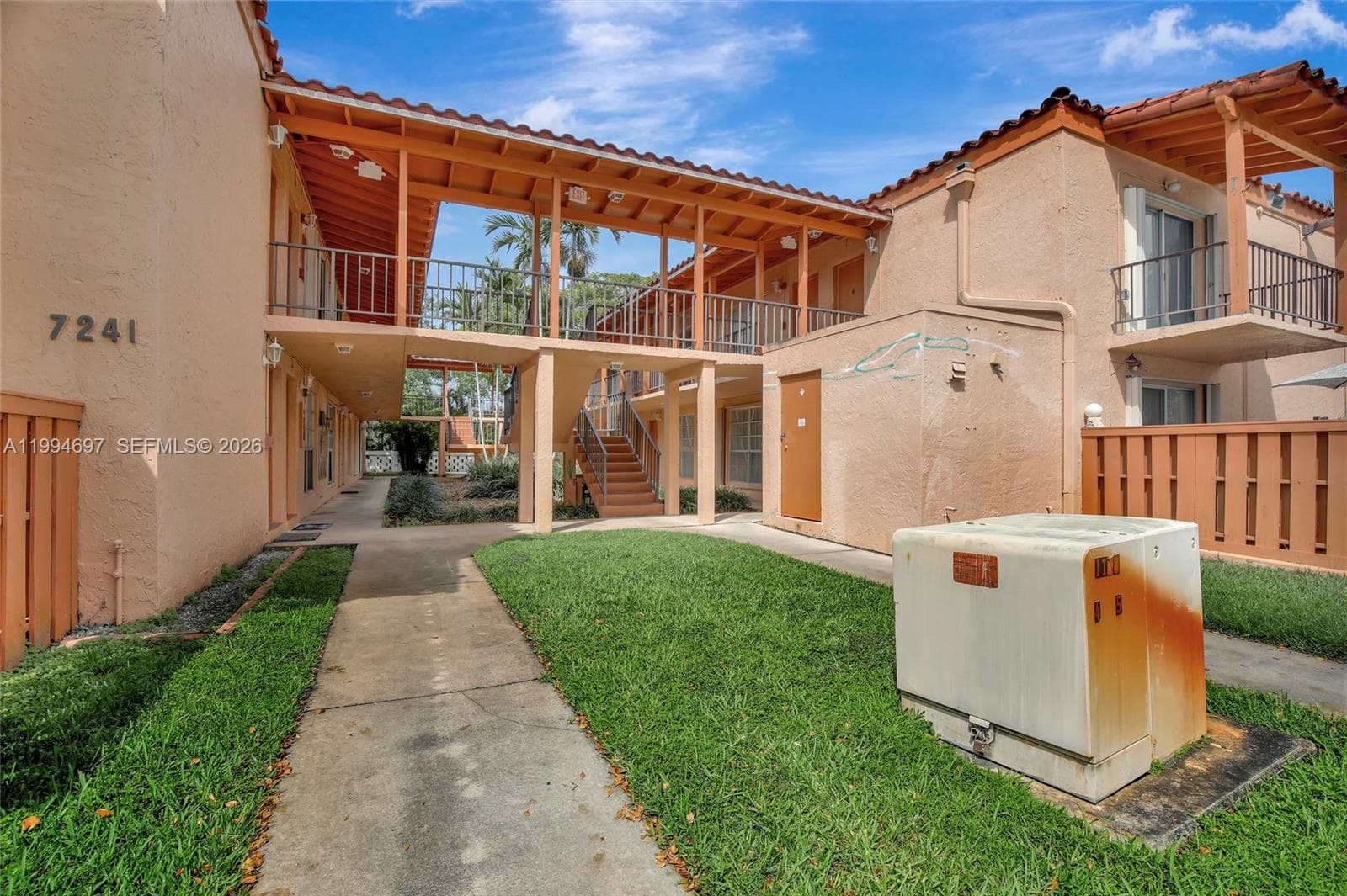 7241 Miami Lakes Dr # D14, Miami Lakes FL 33014 — 1