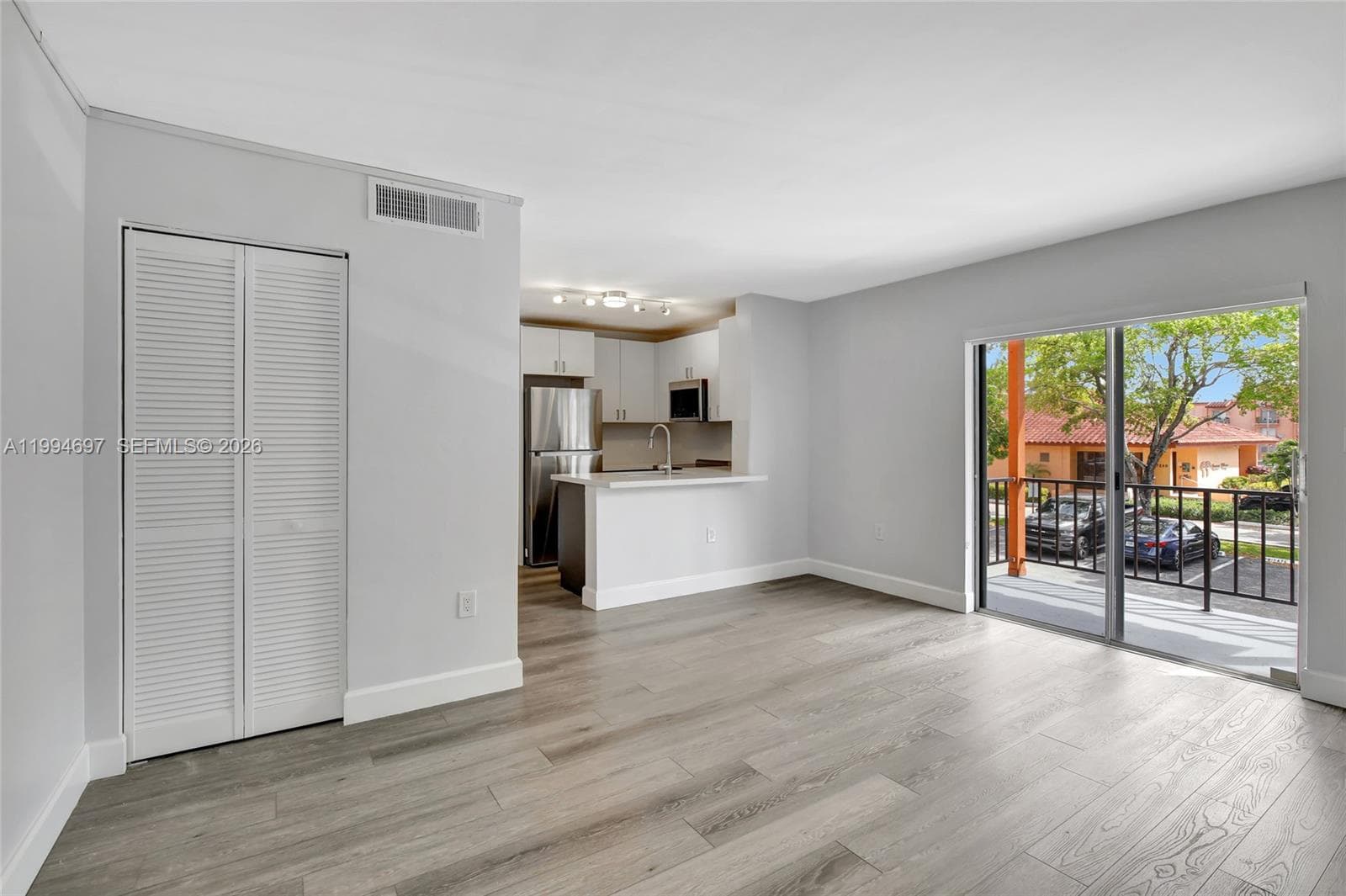 7241 Miami Lakes Dr # D14, Miami Lakes FL 33014 — 5