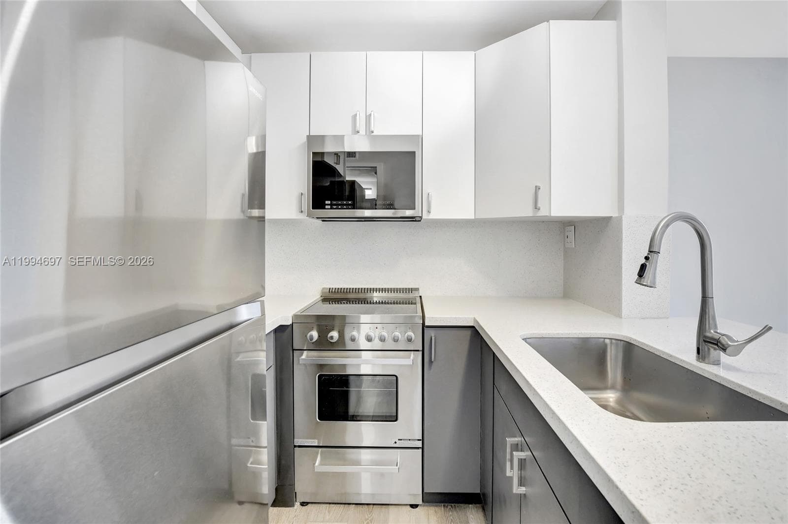 7241 Miami Lakes Dr # D14, Miami Lakes FL 33014 — 11