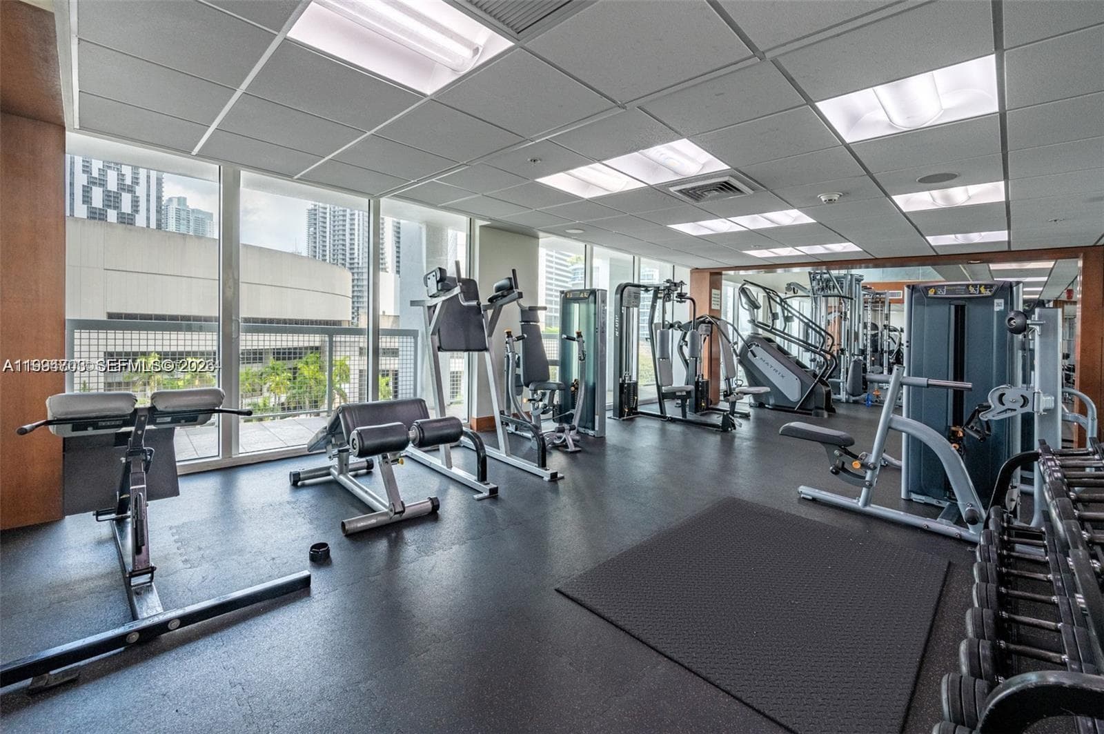 41 SE 5th St # 1306, Miami FL 33131 — 25