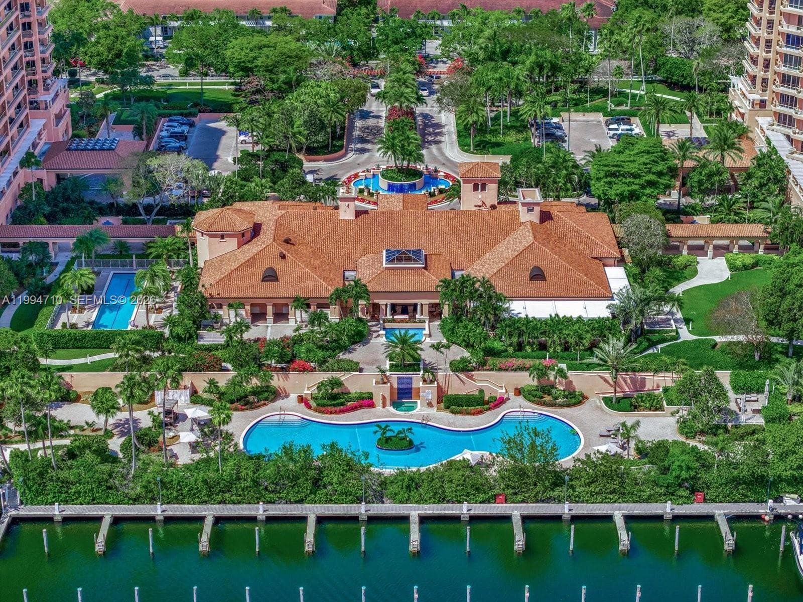 60 Edgewater Dr # A, Coral Gables FL 33133 — 32