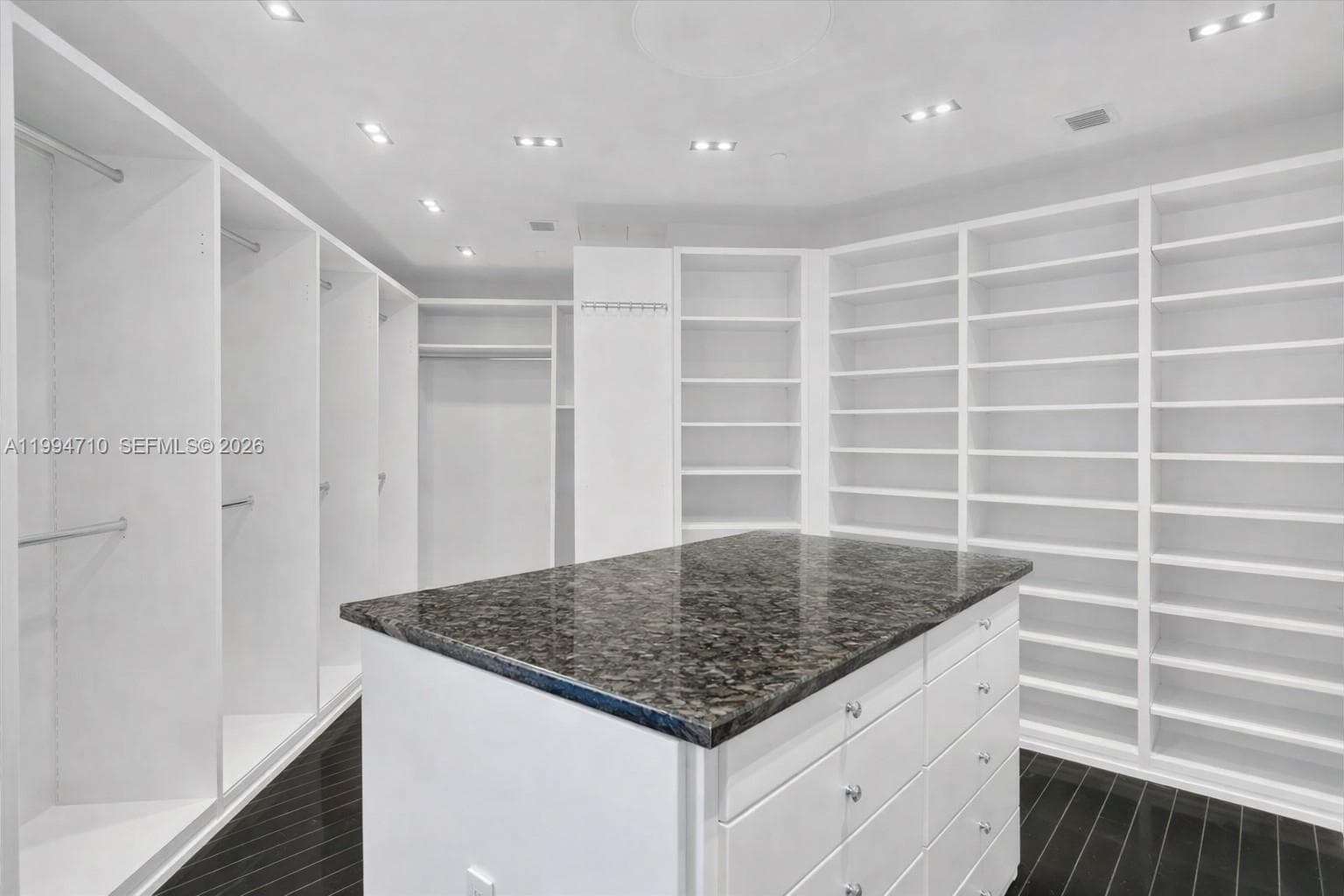 60 Edgewater Dr # A, Coral Gables FL 33133 — 35