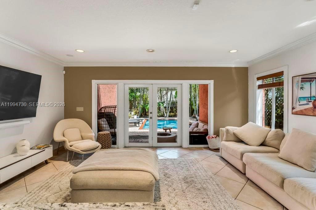 2841 Day Ave # 2841, Miami FL 33133 — 16
