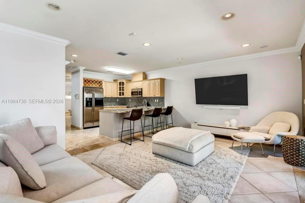 2841 Day Ave # 2841, Miami FL 33133 — 14