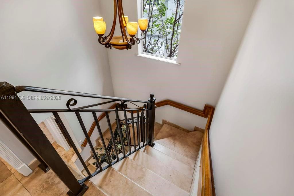 2841 Day Ave # 2841, Miami FL 33133 — 29