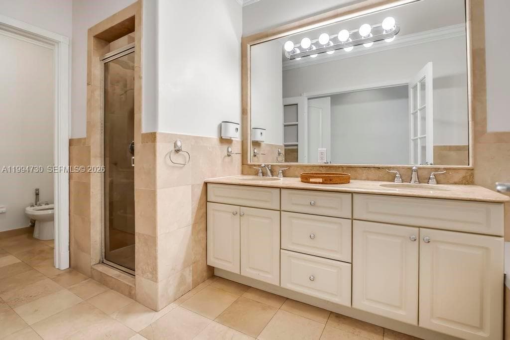 2841 Day Ave # 2841, Miami FL 33133 — 21