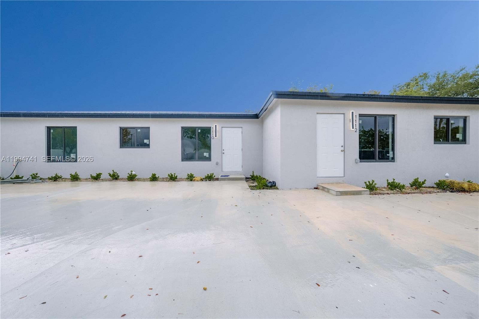 1112 NW 81st St, Miami FL 33150 — 2