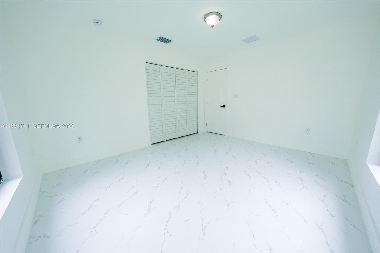 1112 NW 81st St, Miami FL 33150 — 24