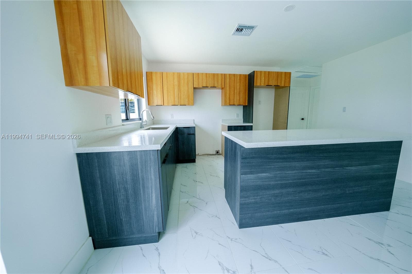 1112 NW 81st St, Miami FL 33150 — 30
