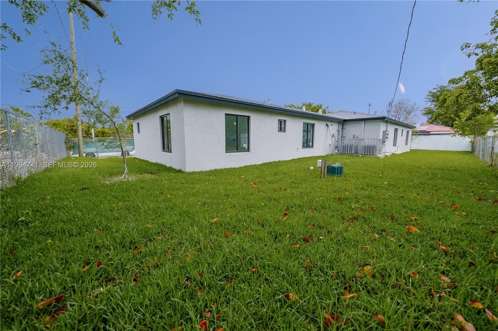 1112 NW 81st St, Miami FL 33150 — 4