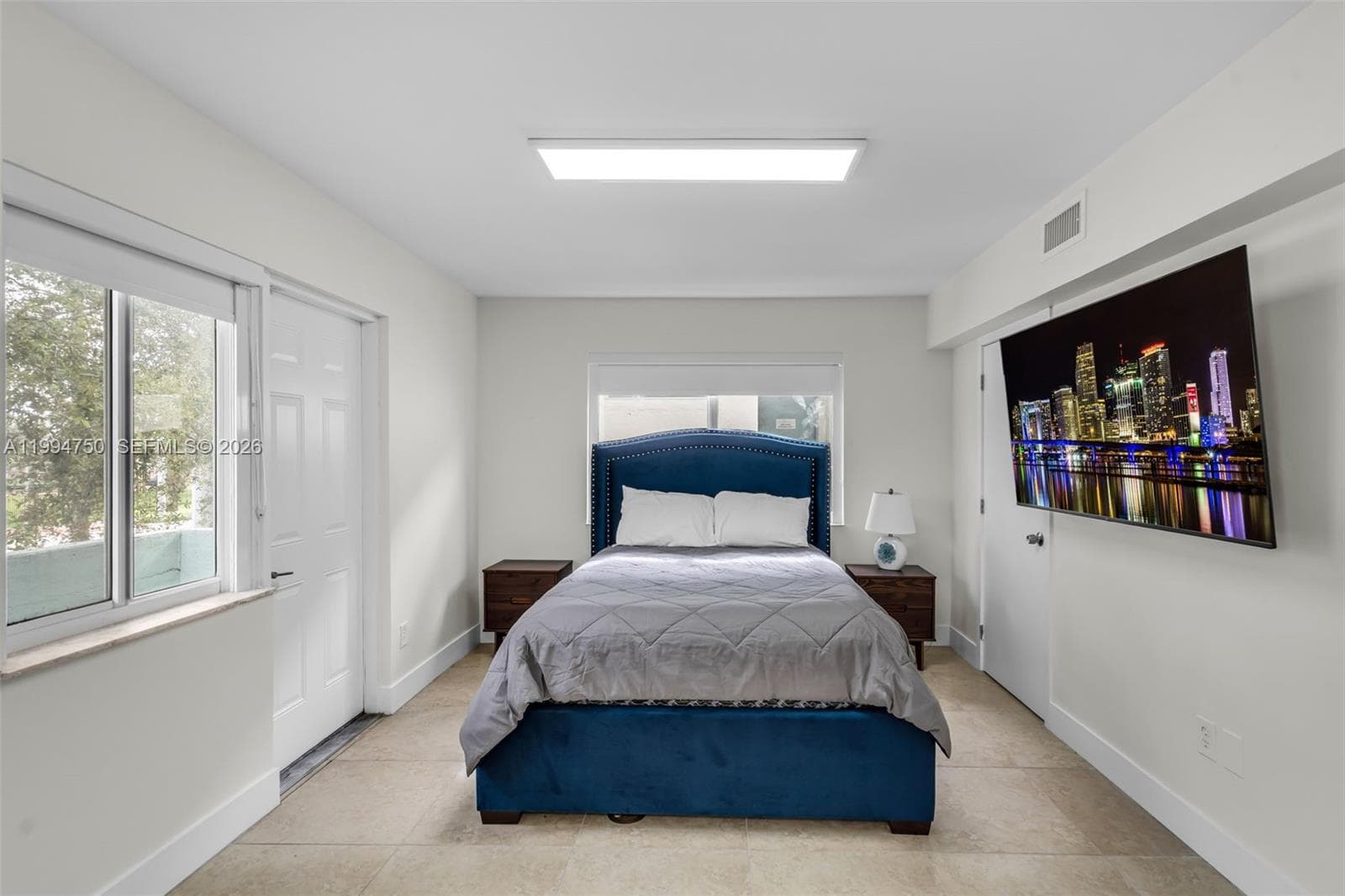 1214 Alton Rd, Miami Beach FL 33139 — 42
