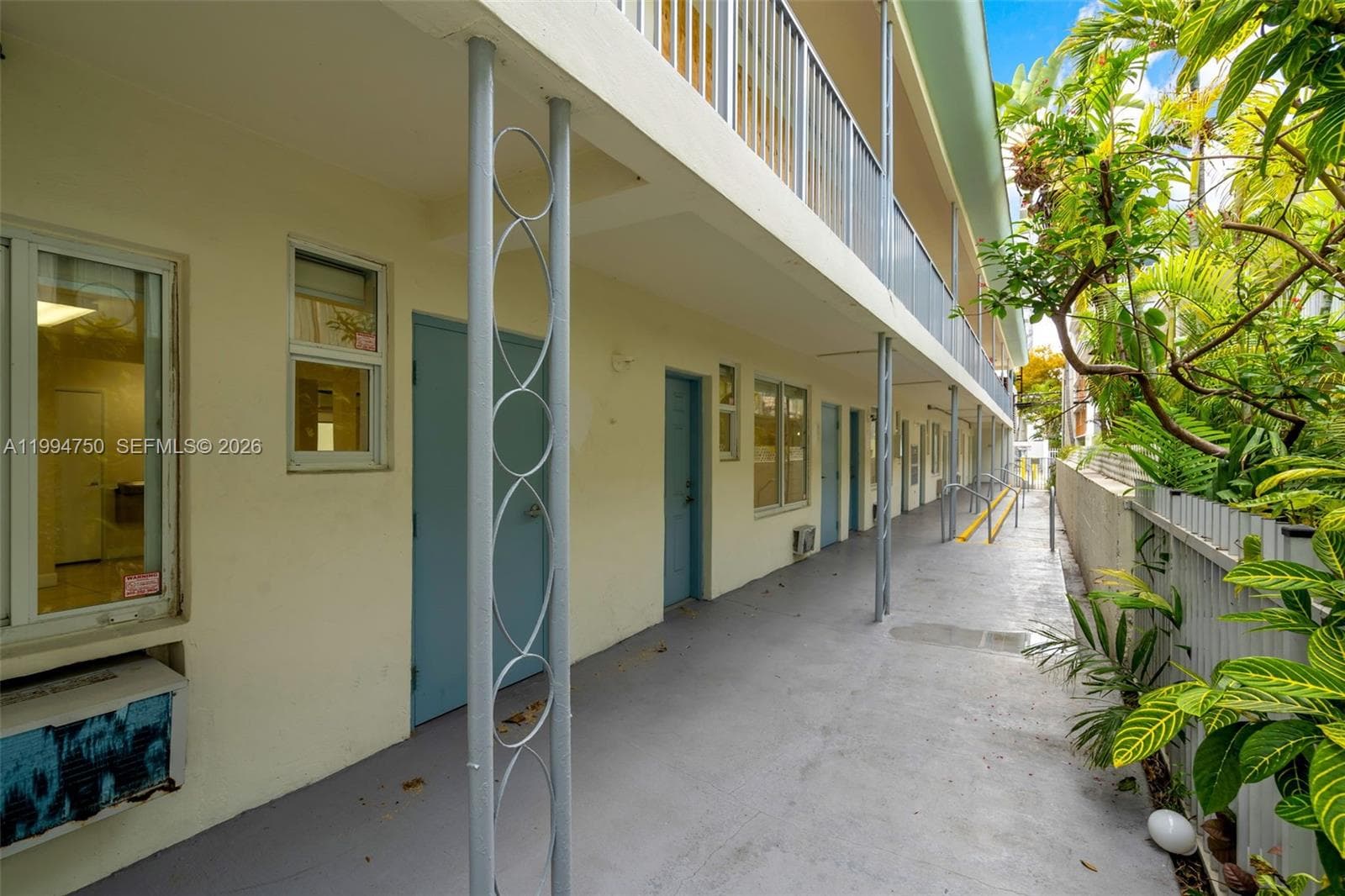 1214 Alton Rd, Miami Beach FL 33139 — 46