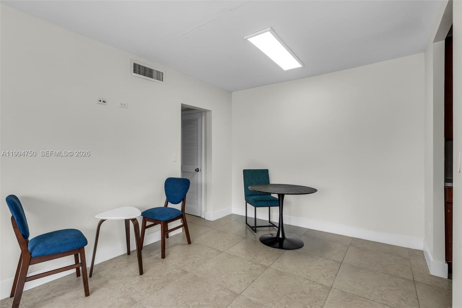 1214 Alton Rd, Miami Beach FL 33139 — 37
