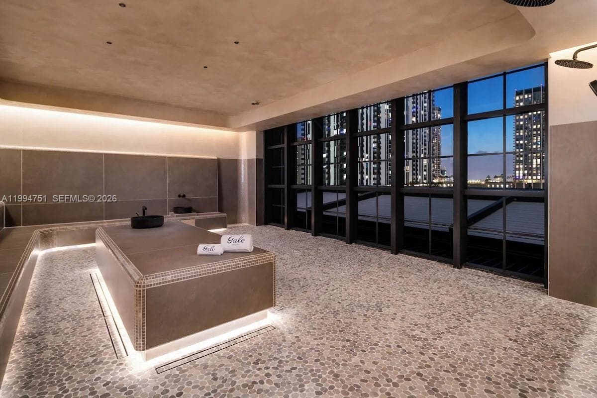 159 NE 6 # 4508, Miami FL 33132 — 37