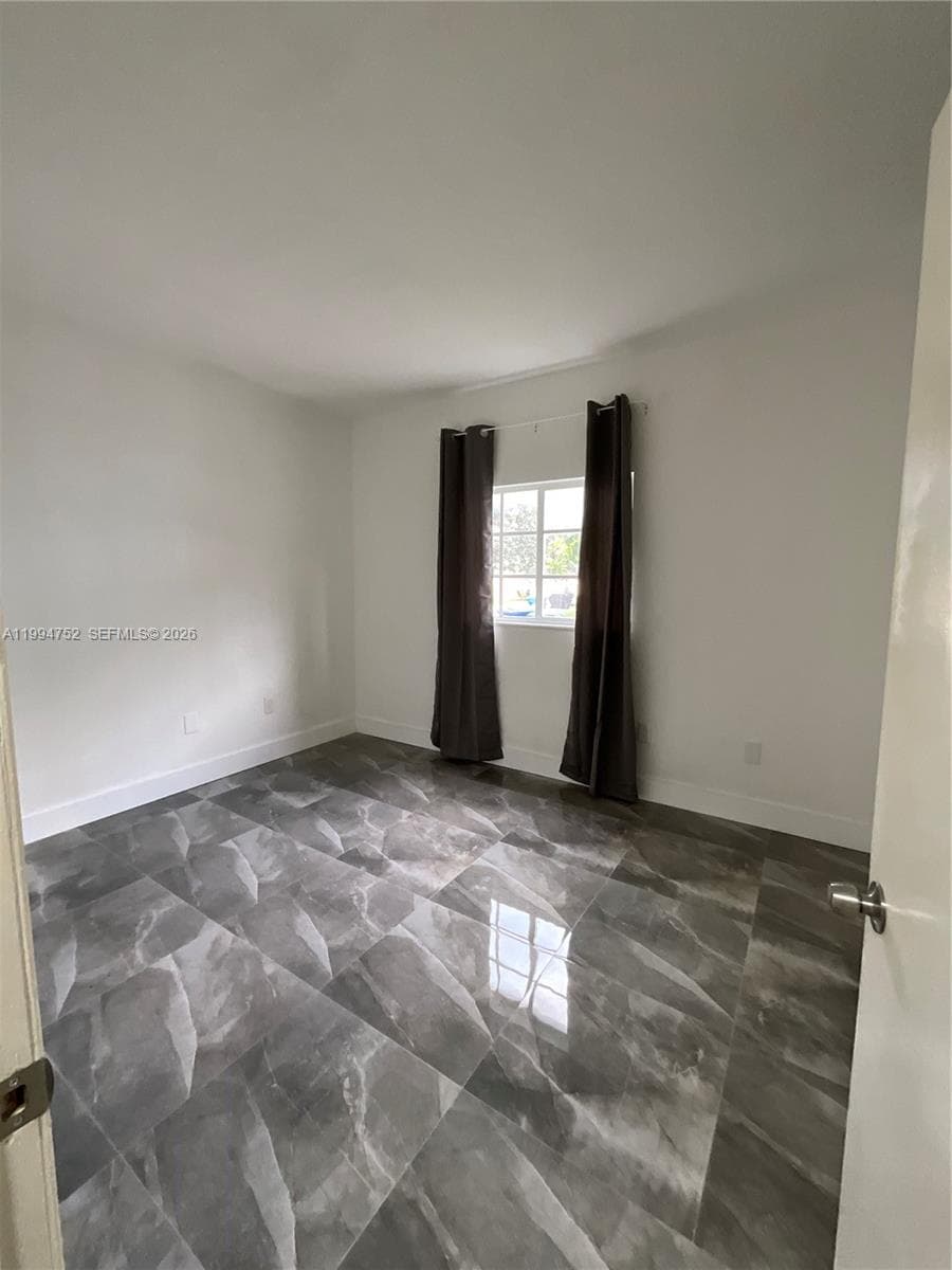 435 NW 19th Ln # 19, Miami FL 33136 — 5