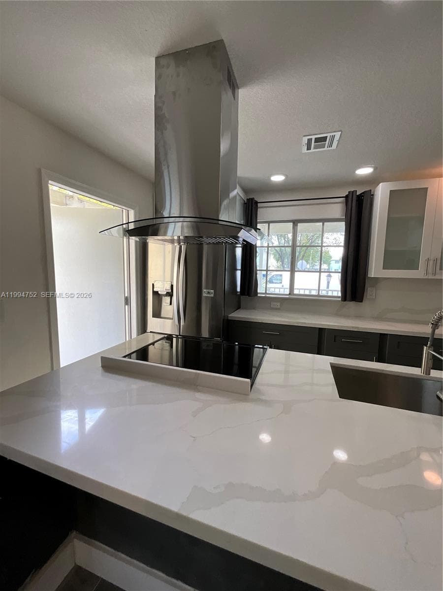 435 NW 19th Ln # 19, Miami FL 33136 — 4