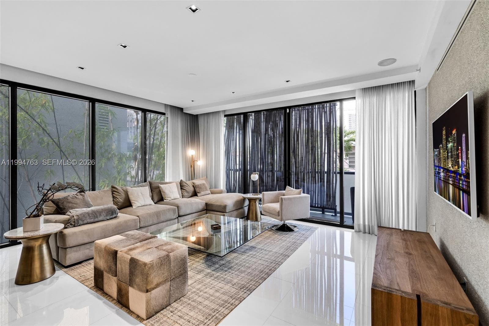 350 Meridian Ave # 202, Miami Beach FL 33139 — 1