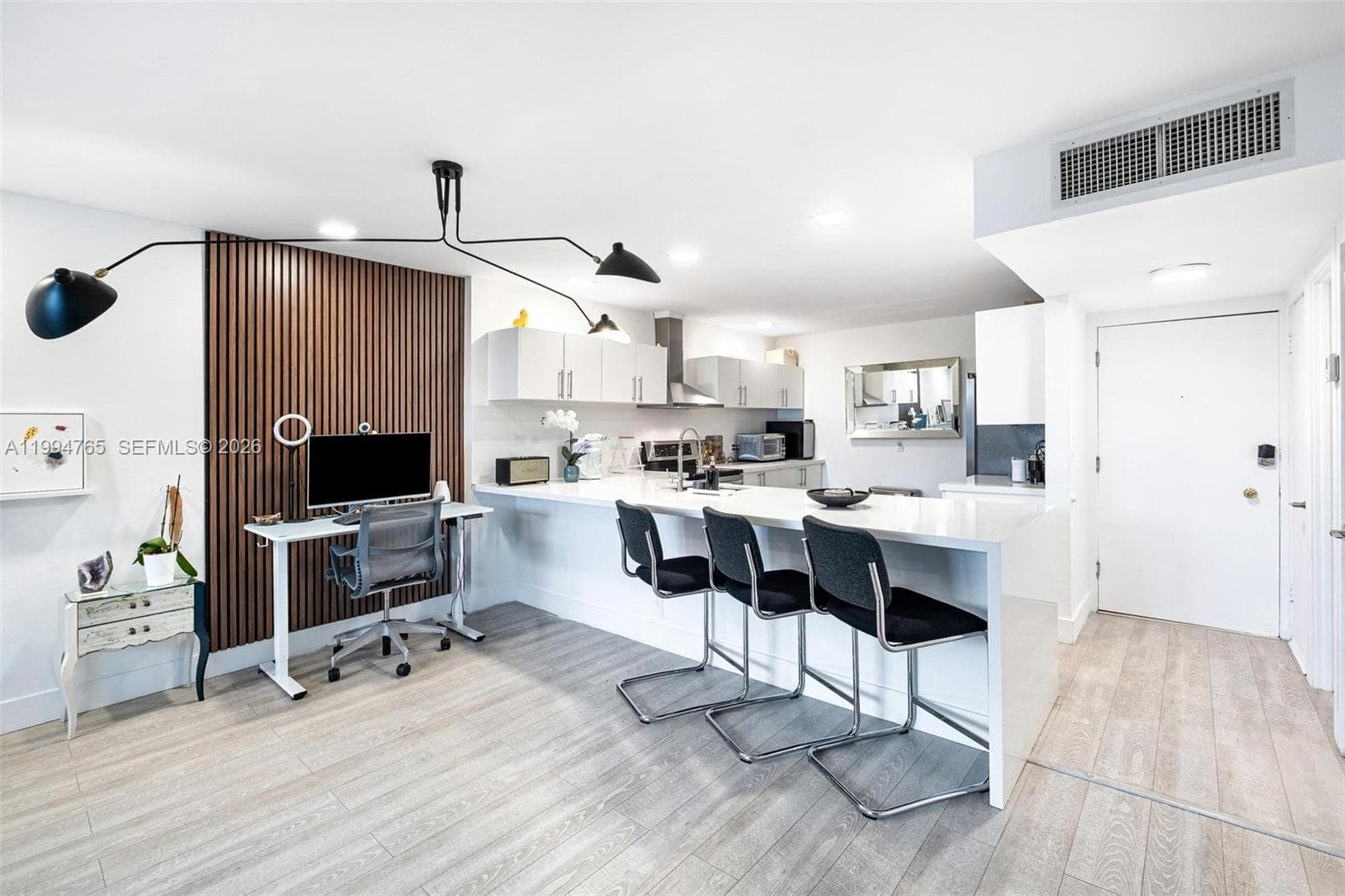 5 Island Ave, Miami Beach FL 33139 — 22