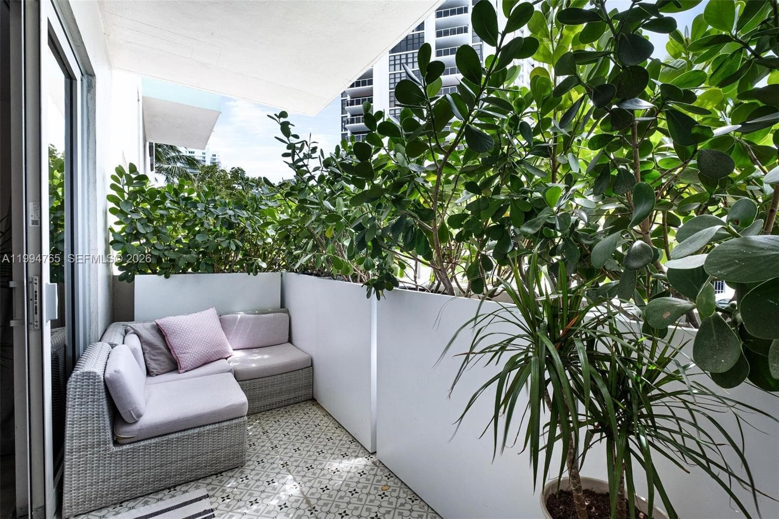 5 Island Ave, Miami Beach FL 33139 — 4