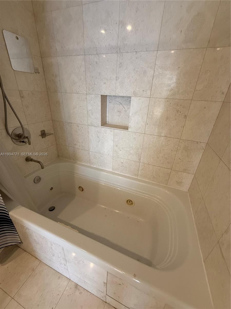 901 Brickell Key Blvd # 3102, Miami FL 33131 — 13