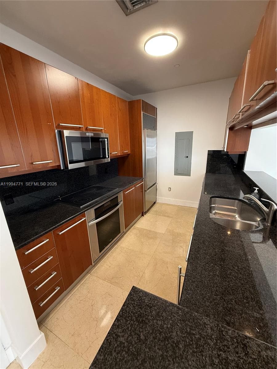 901 Brickell Key Blvd # 3102, Miami FL 33131 — 7