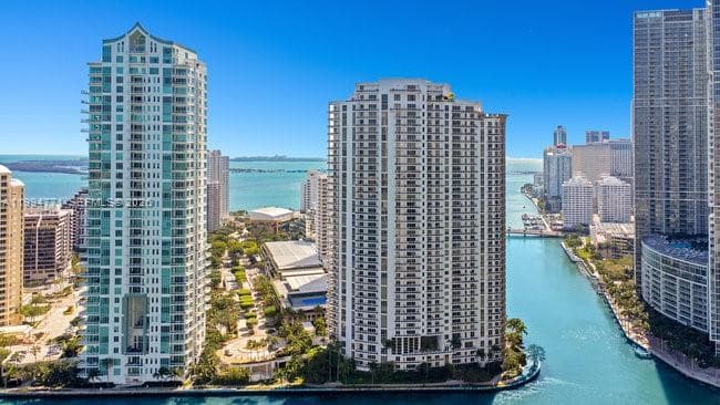 901 Brickell Key Blvd # 3102, Miami FL 33131 — 24