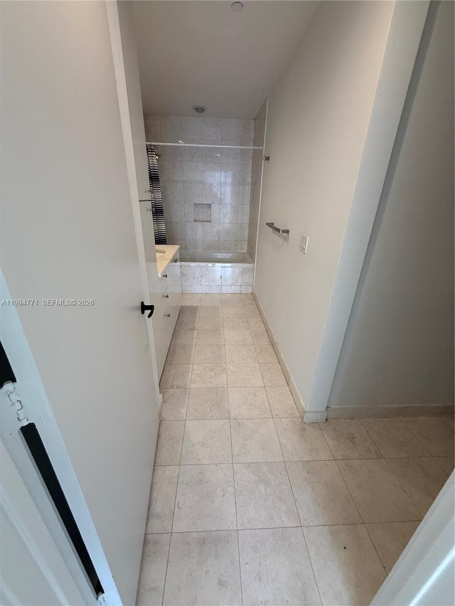901 Brickell Key Blvd # 3102, Miami FL 33131 — 10