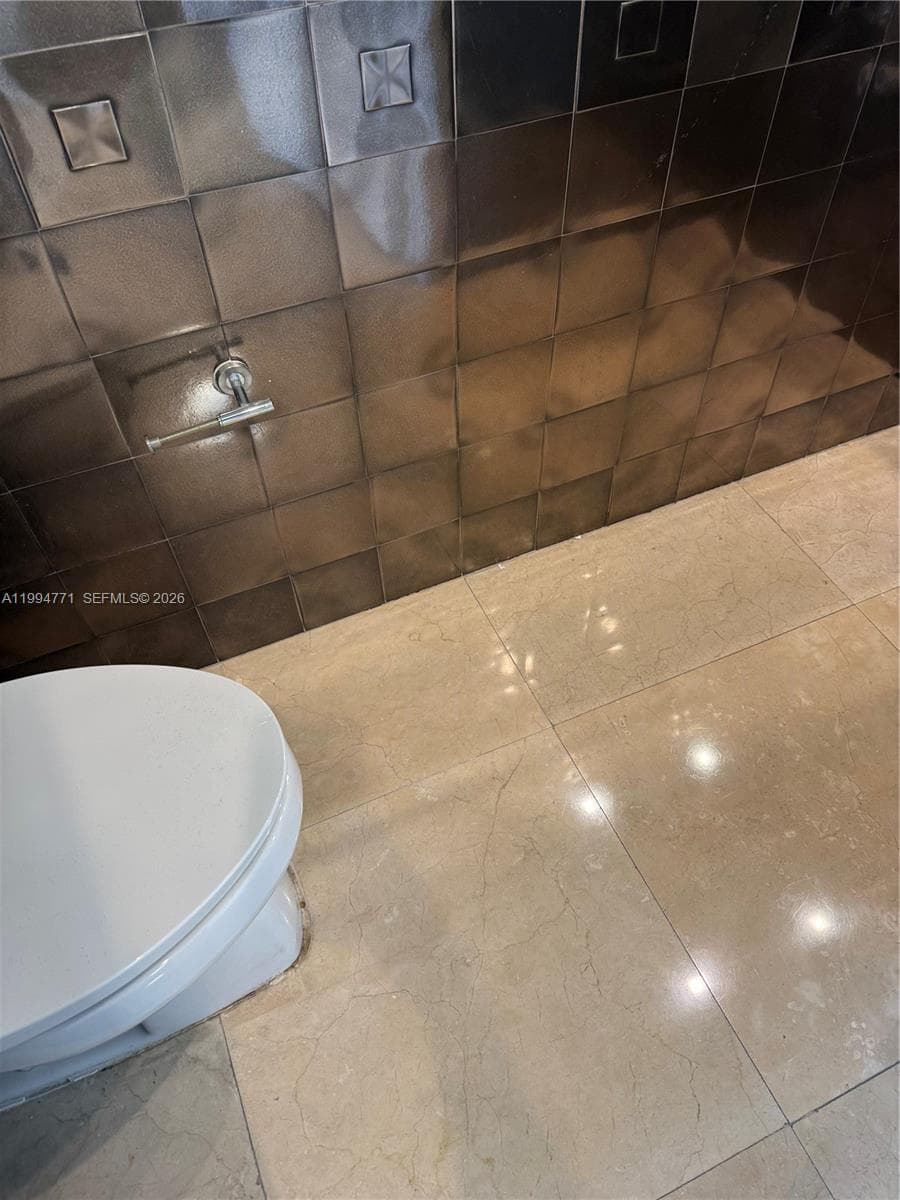 901 Brickell Key Blvd # 3102, Miami FL 33131 — 18